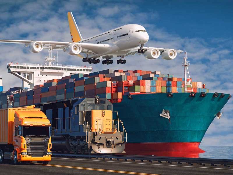 Freight forwarder vs carrier