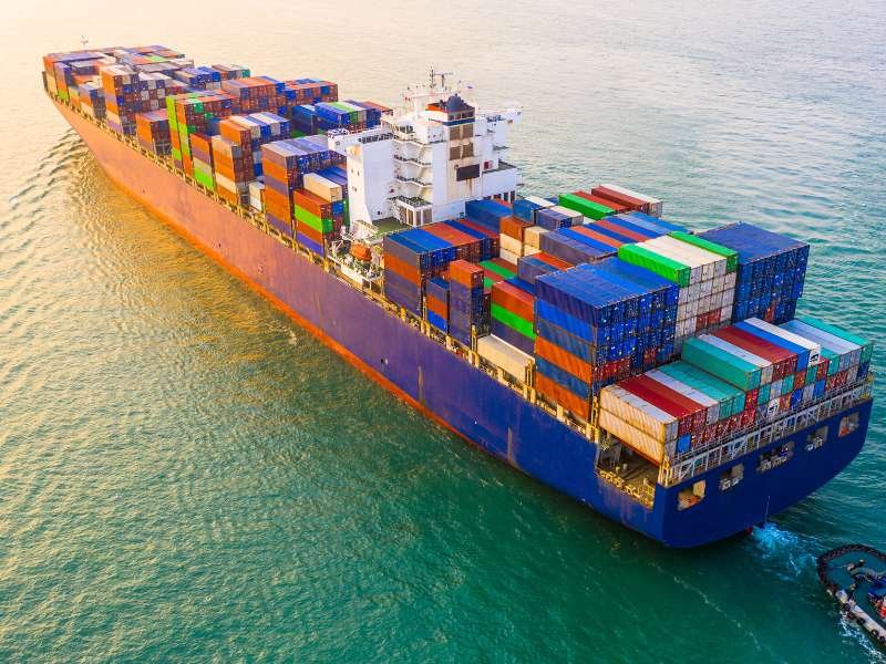 Top Factors That Affect Shipping Costs from the Middle East to Europe & Asia